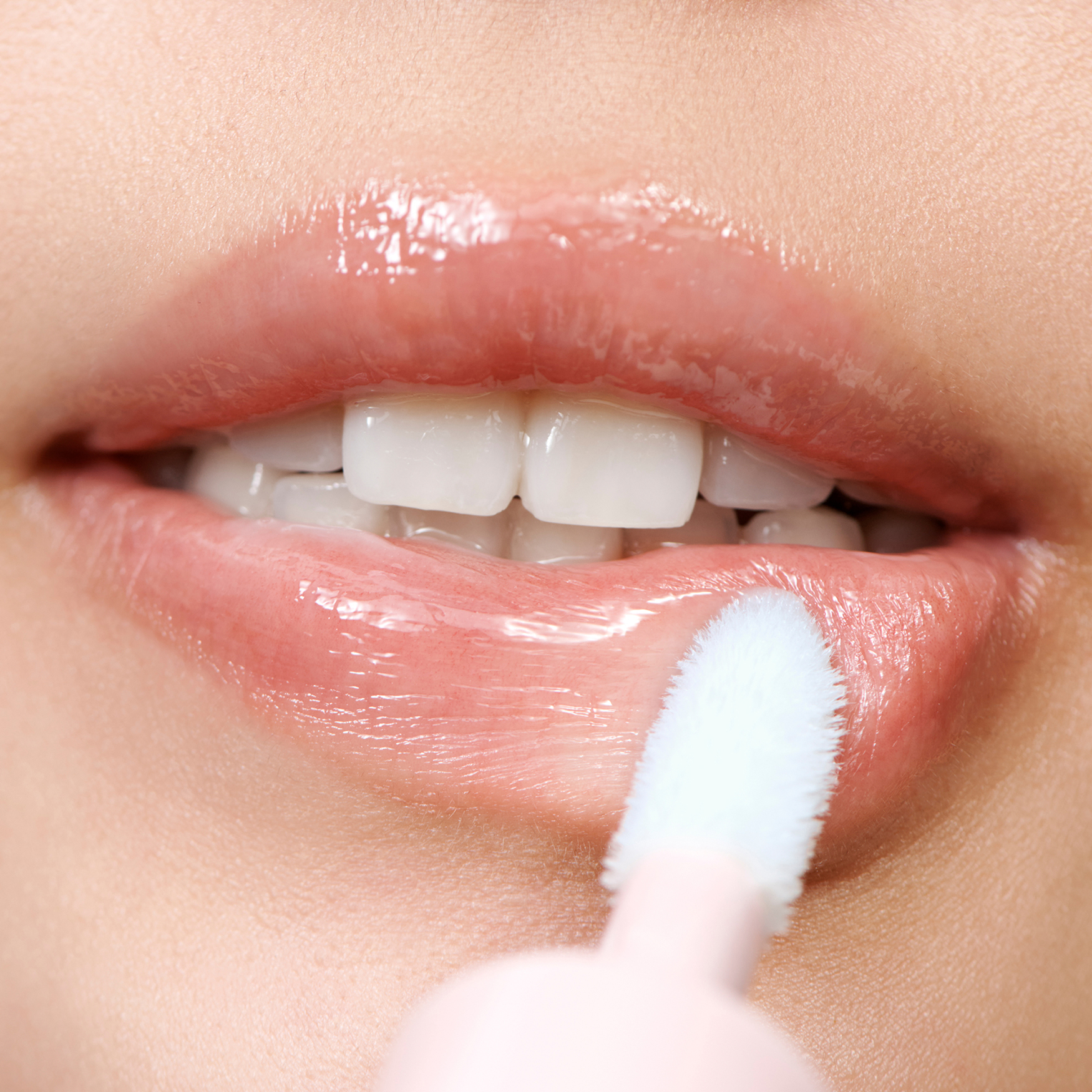 LIP GLAZE LIP OIL (LABIAL HIDRATANTE PARA LABIOS)